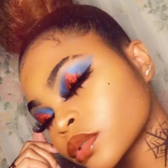 Bianca Mink Lashes - Picture 4 of 5